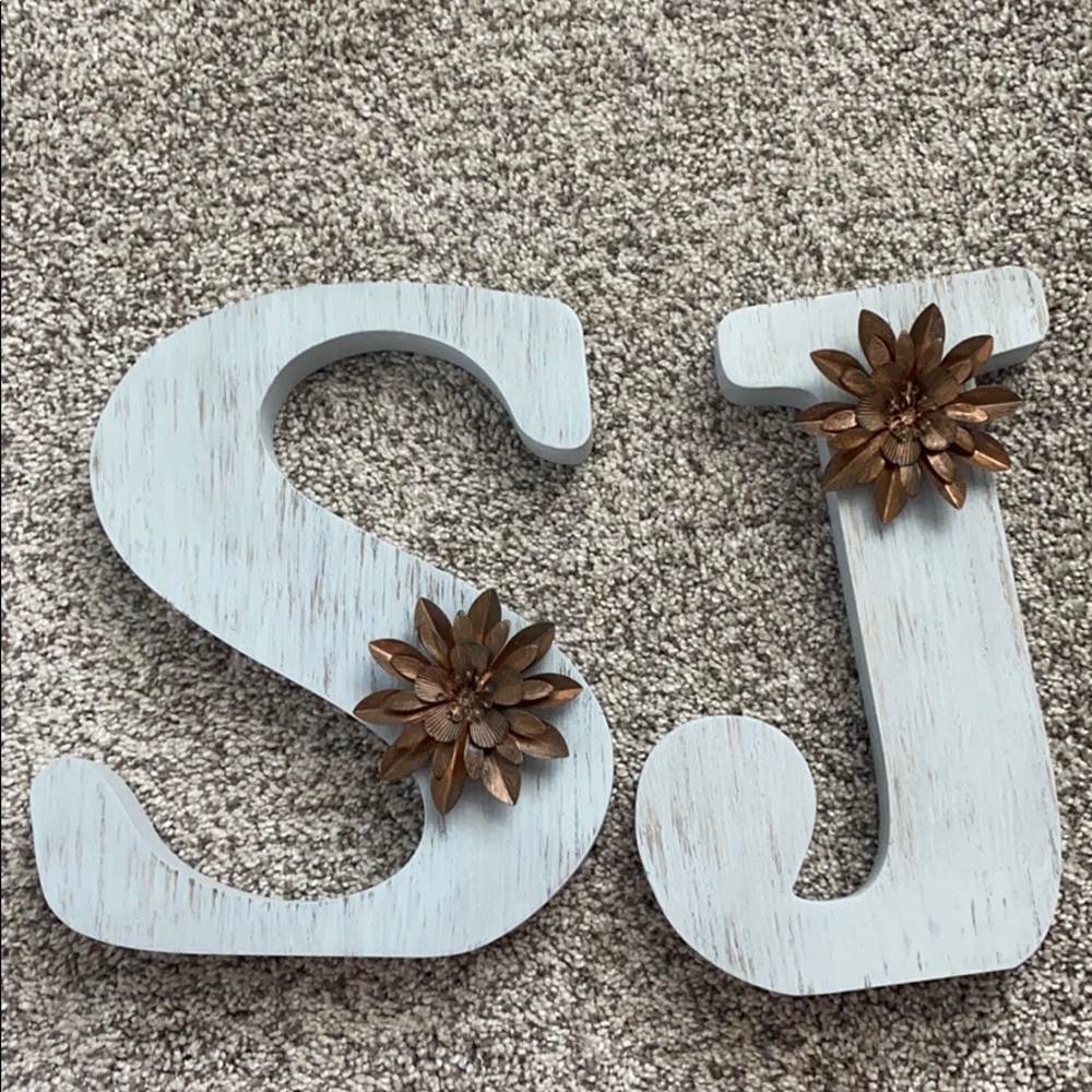 S & J cute letter decorations